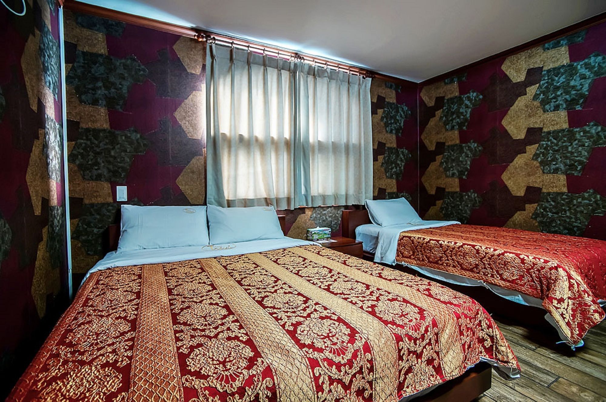 Trevi Hotel