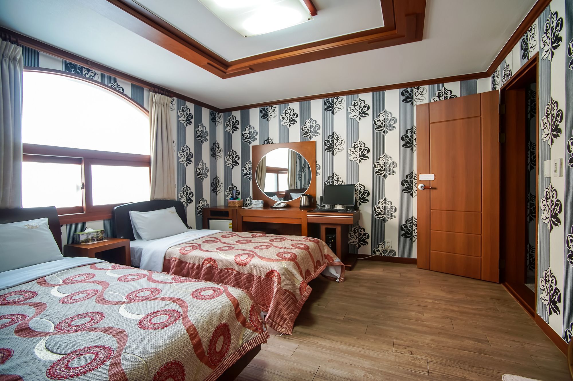 Trevi Hotel