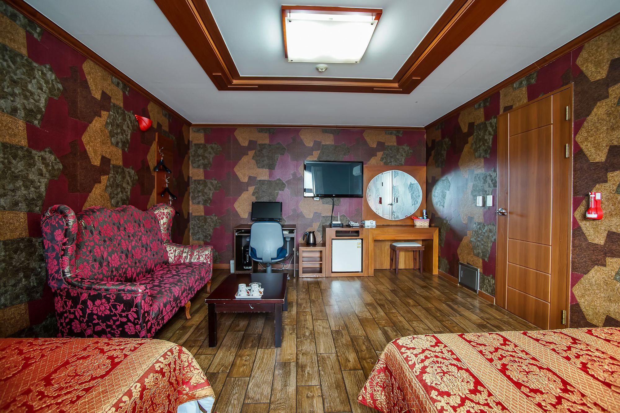 Trevi Hotel