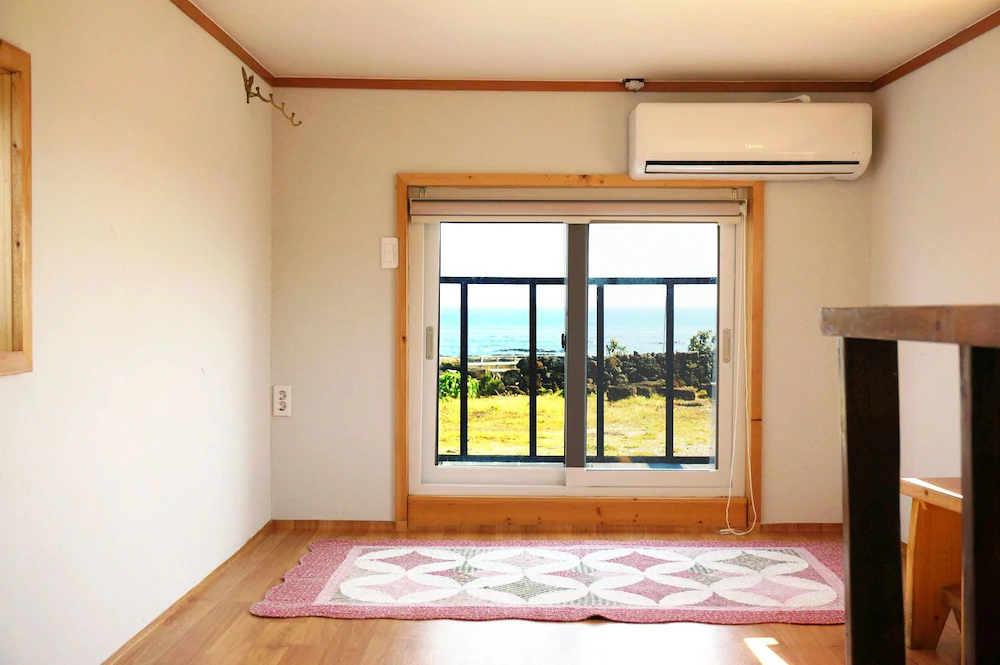 Unnie Guesthouse Hostel
