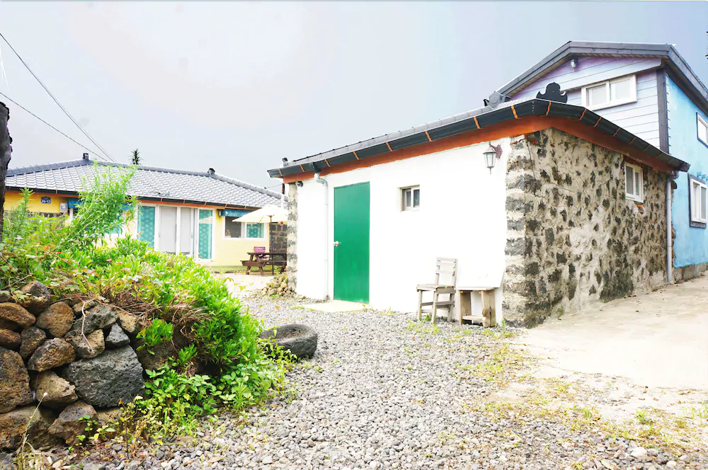 Unnie Guesthouse Hostel