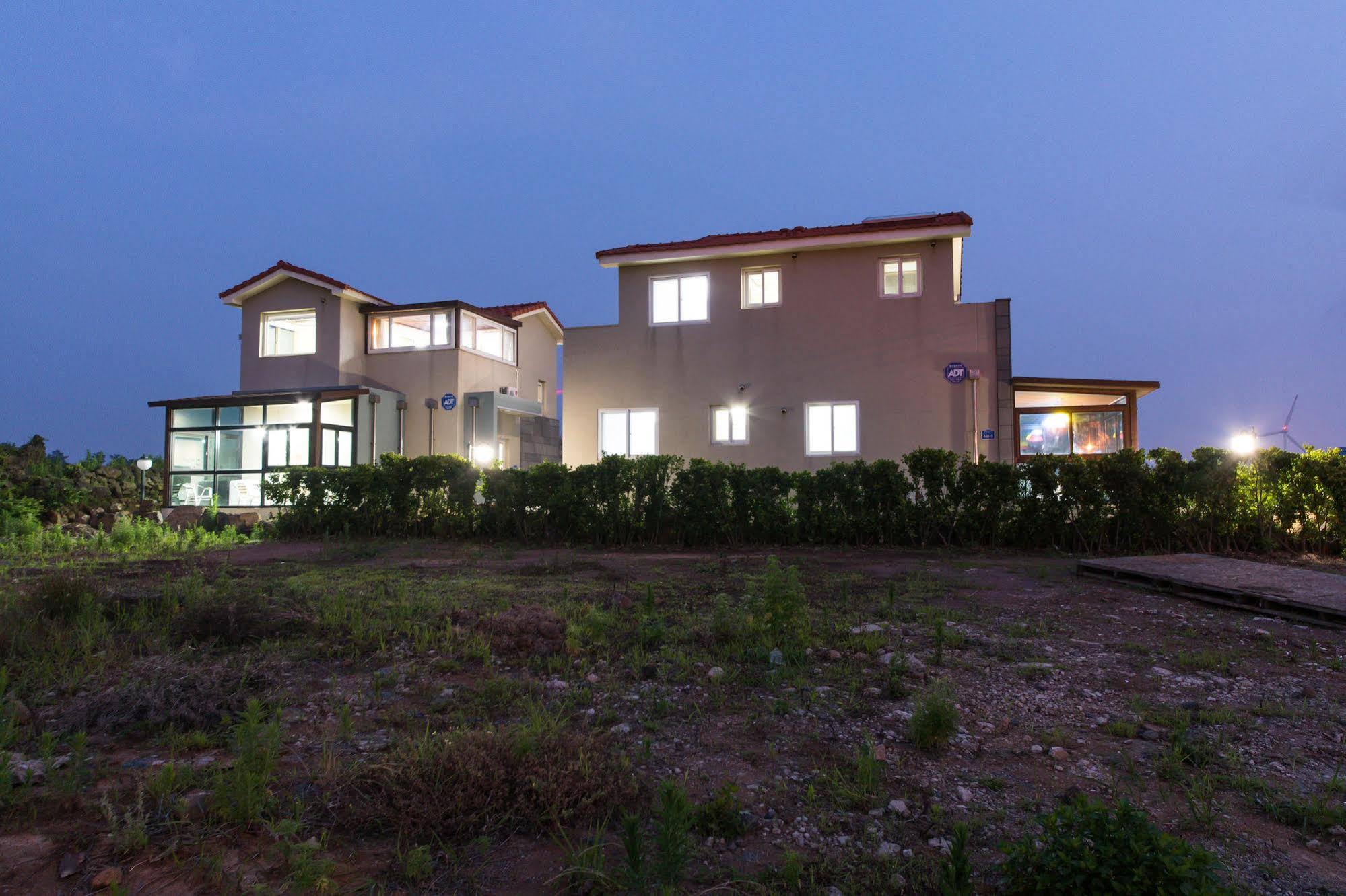 Vitamin Sea House