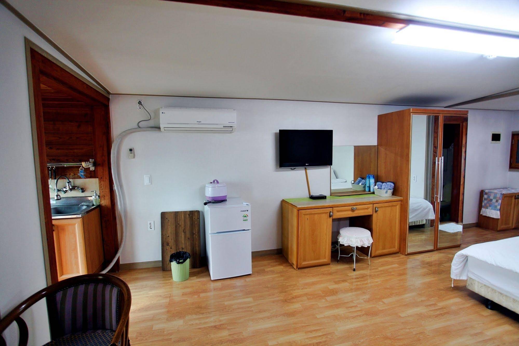 Windmills & Sea Pension