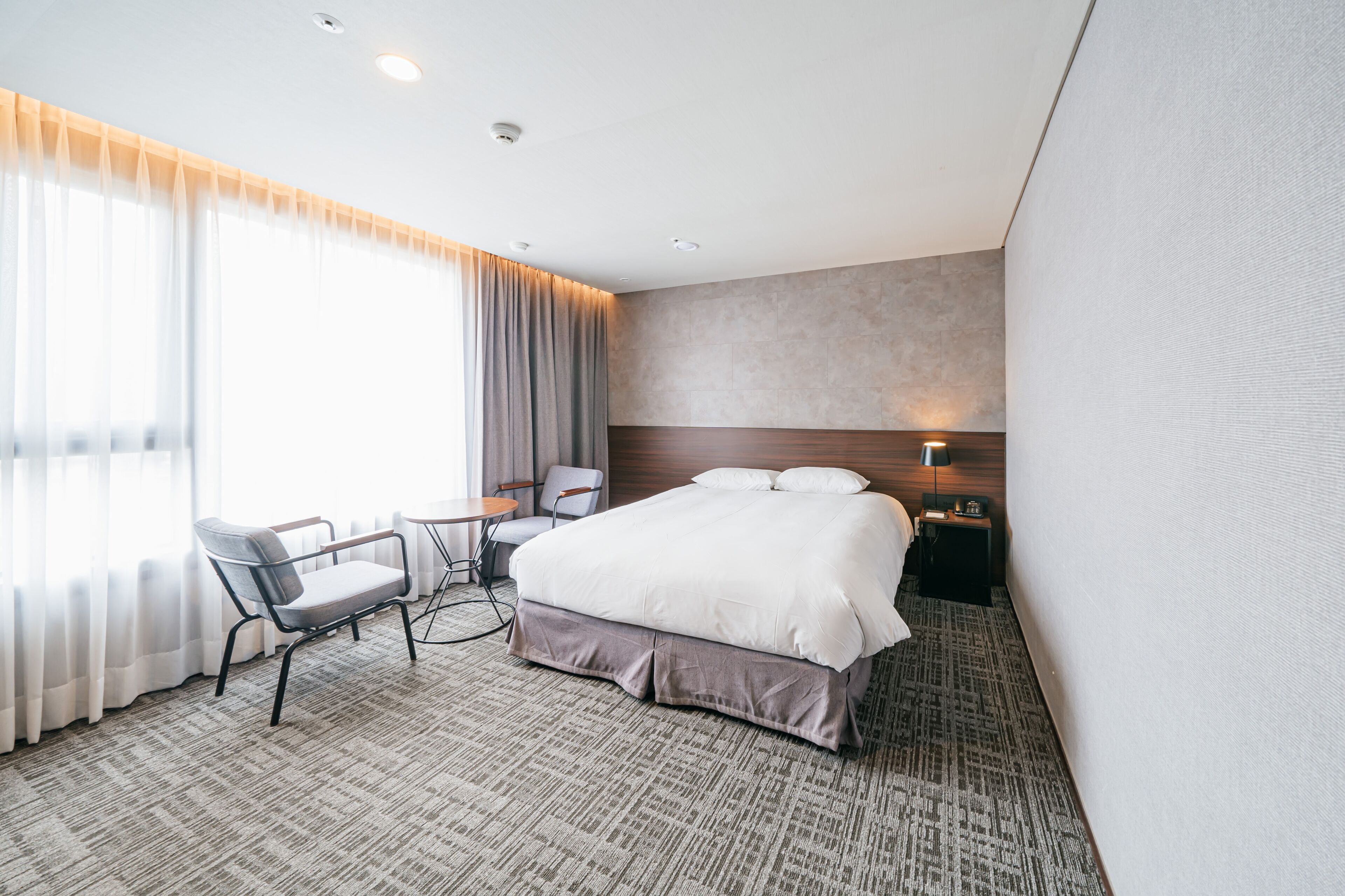 With City Hotel