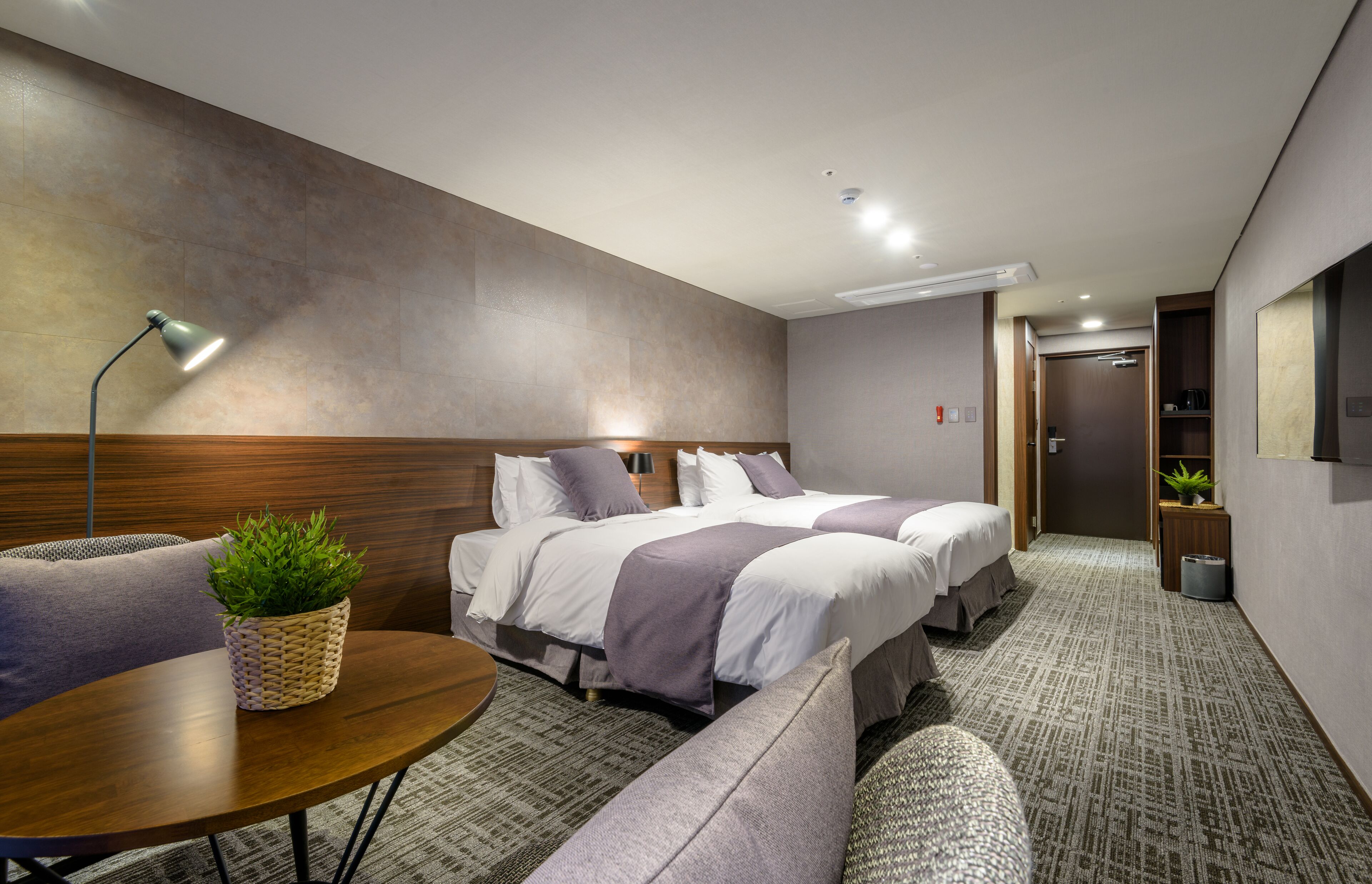 With City Hotel