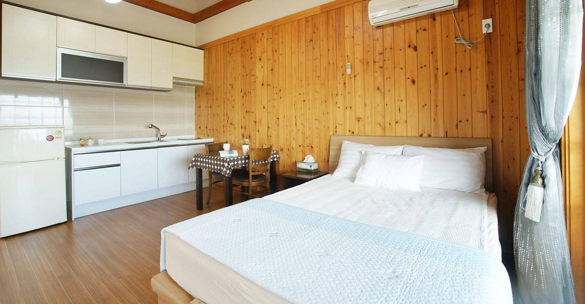 Yedaoom Pension