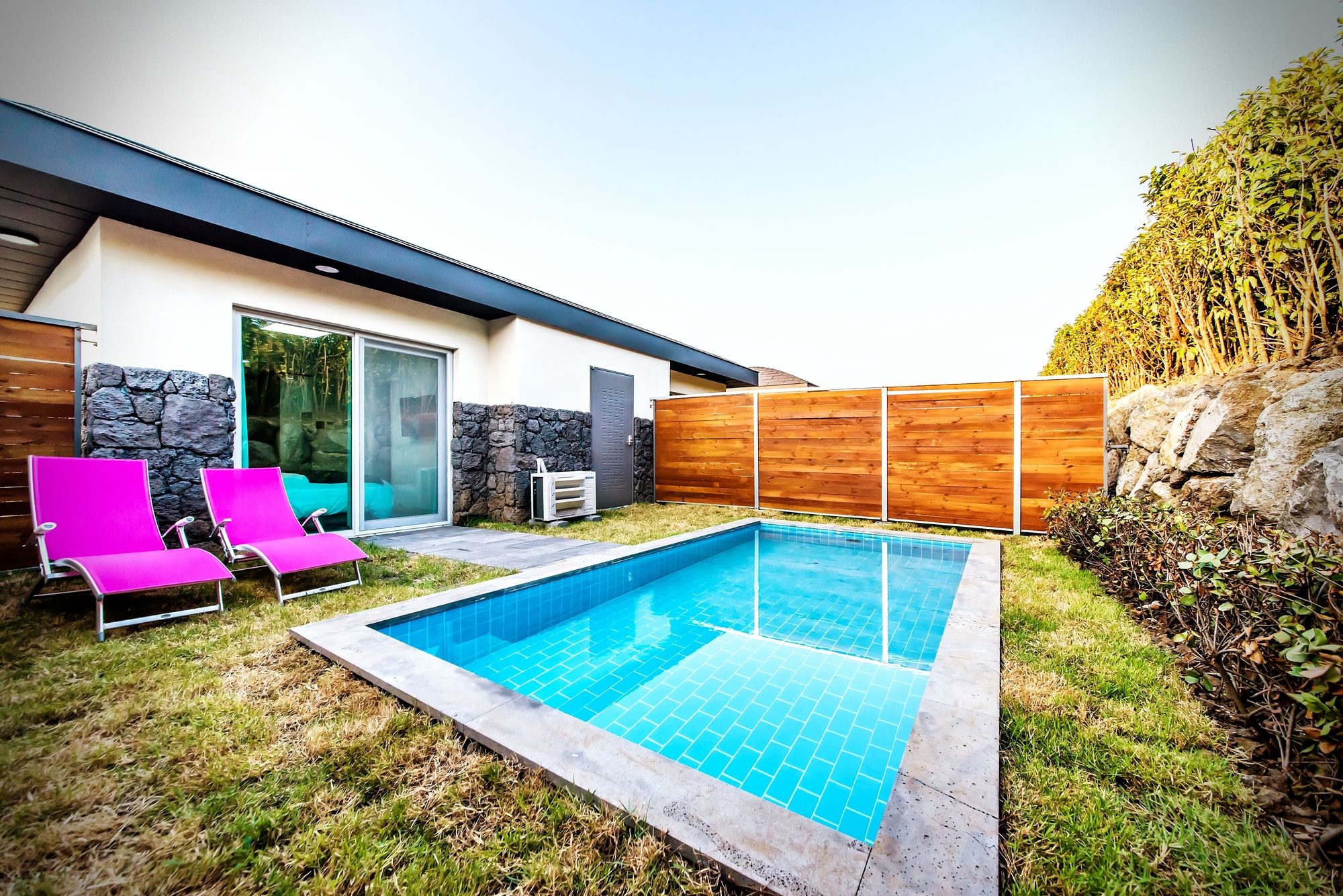 Pool & Villa Sorang
