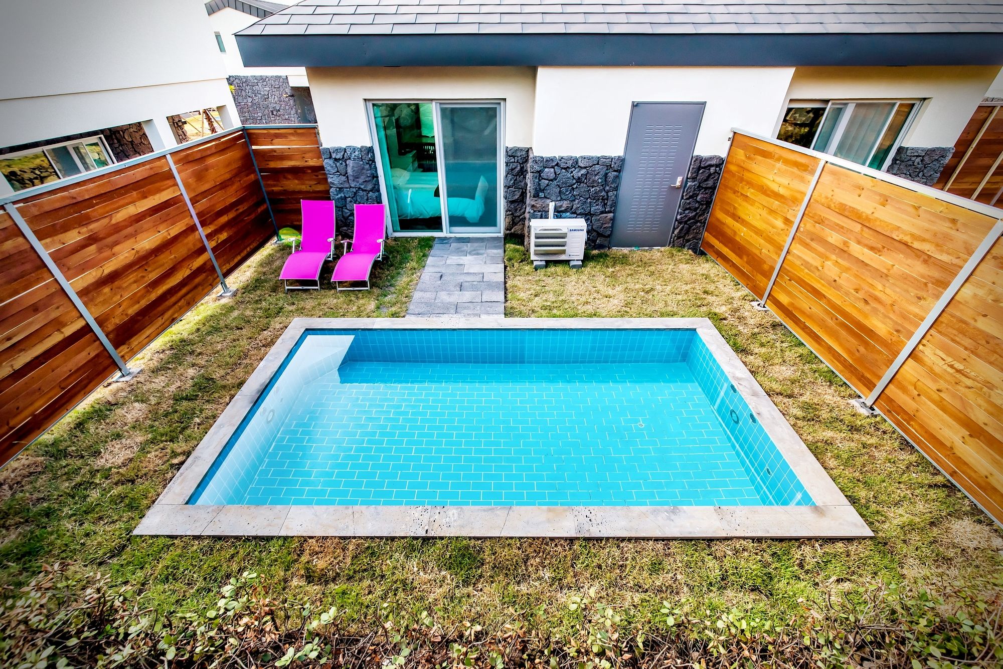 Pool & Villa Sorang