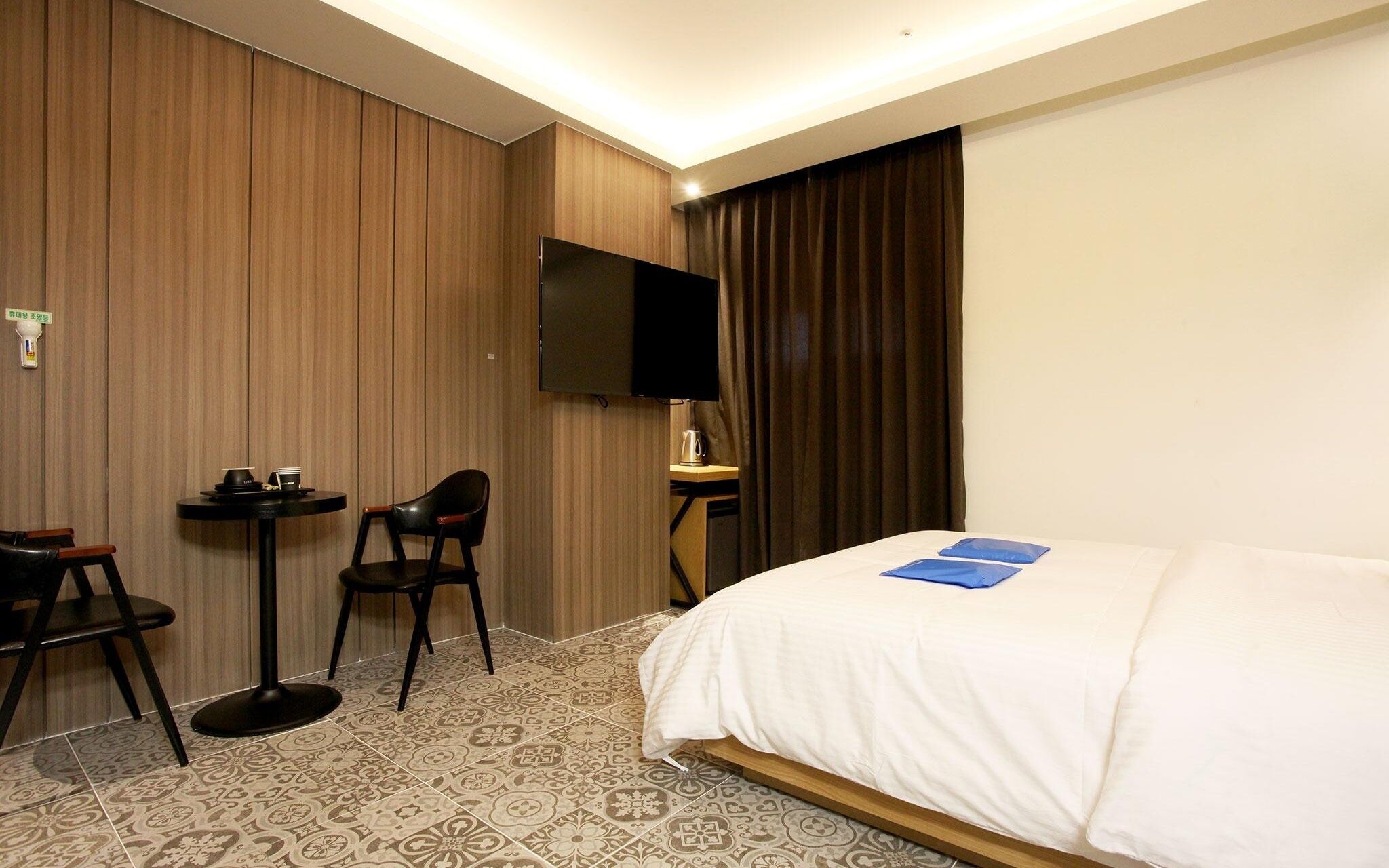 Ansan Boutique Hotel Reniel