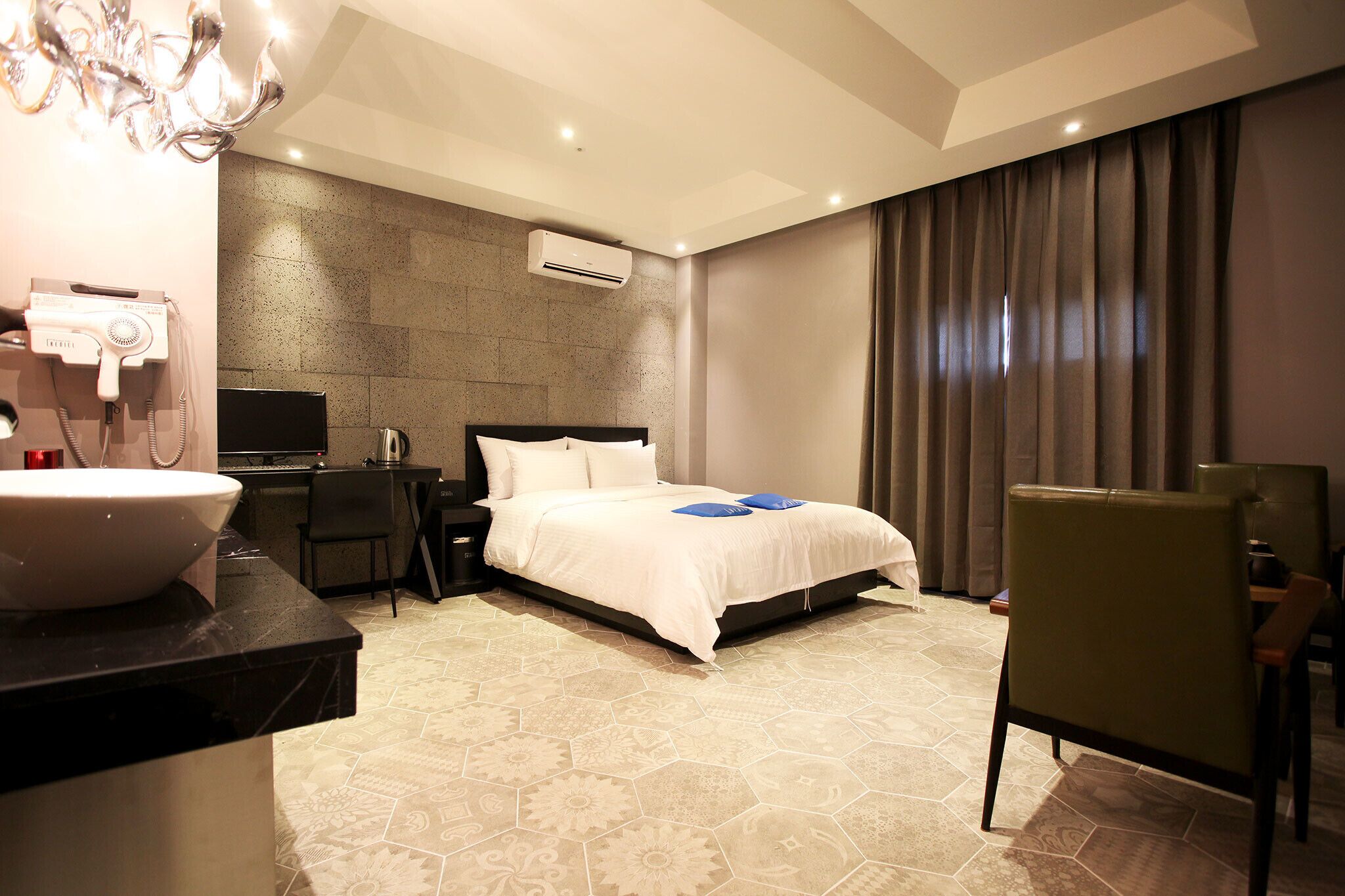 Ansan Boutique Hotel Reniel