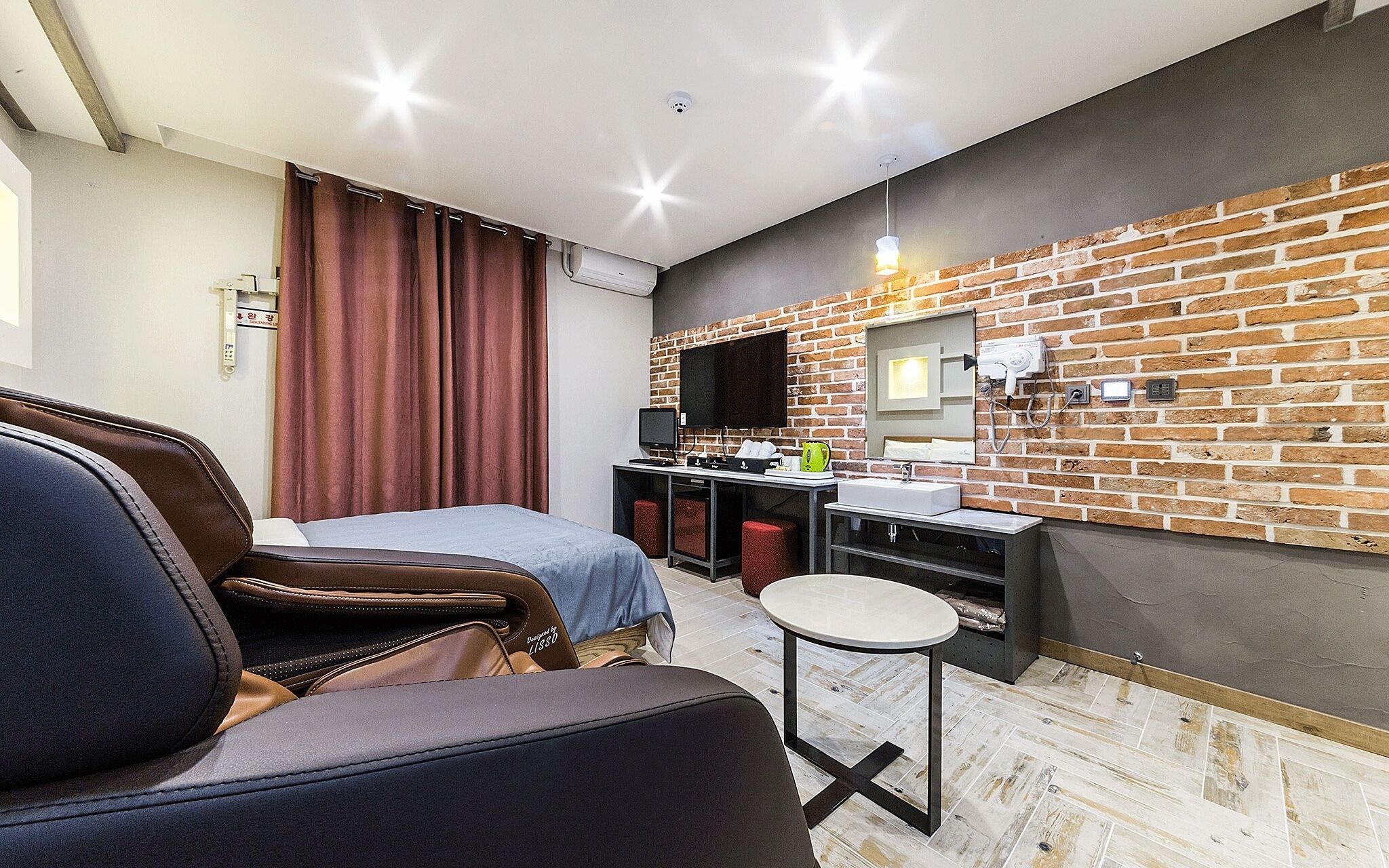 Ansan Hotel 727
