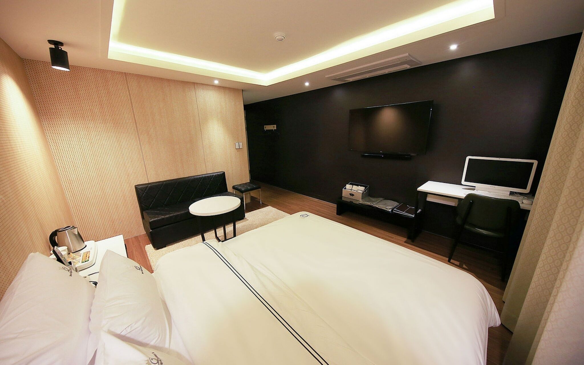 Ansan Queens Hotel
