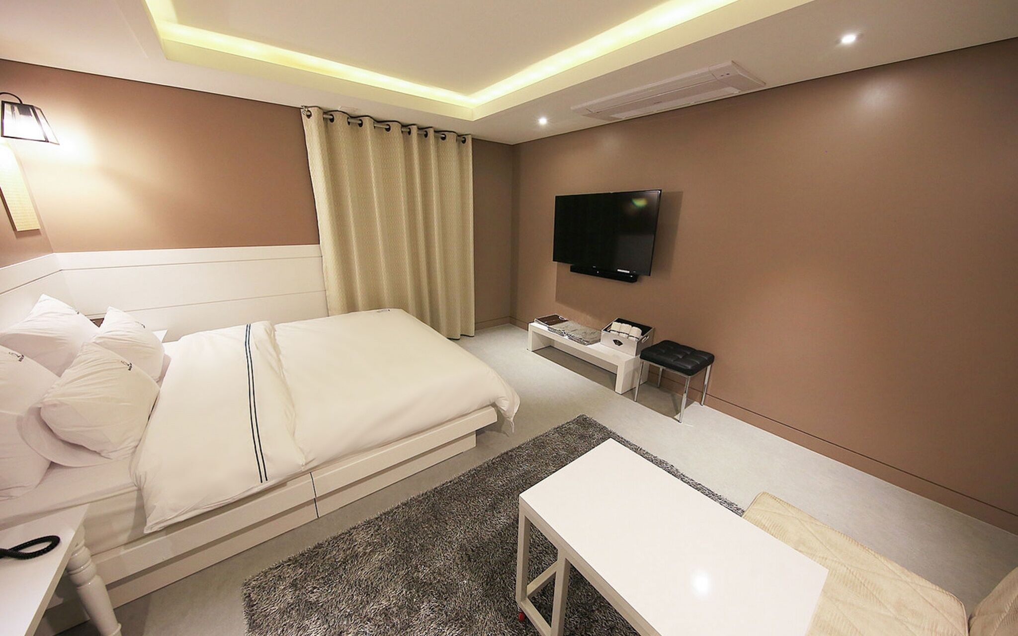 Ansan Queens Hotel