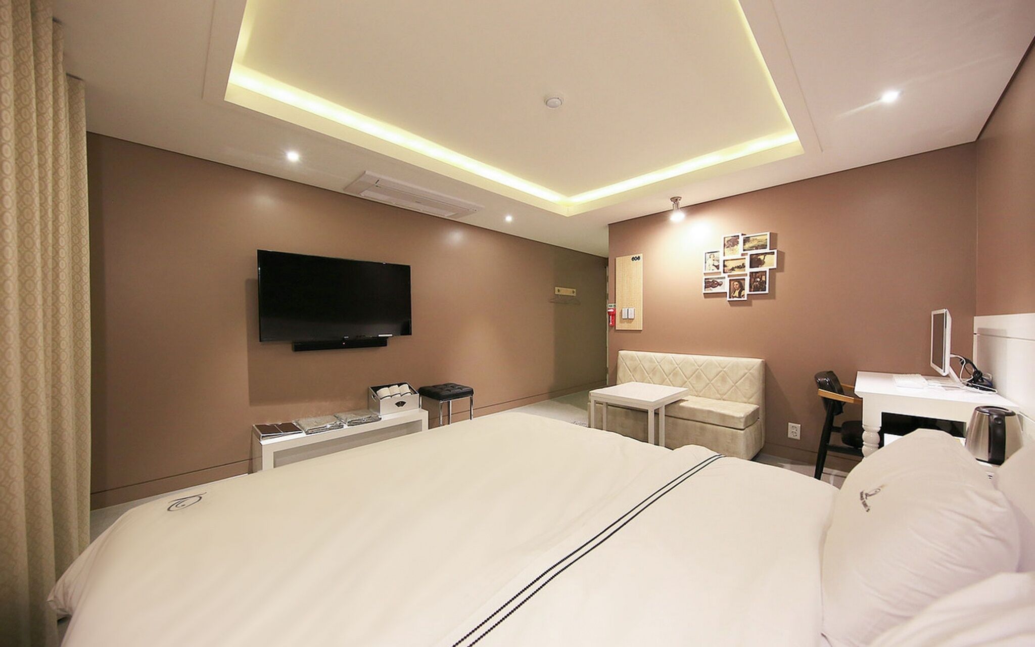 Ansan Queens Hotel