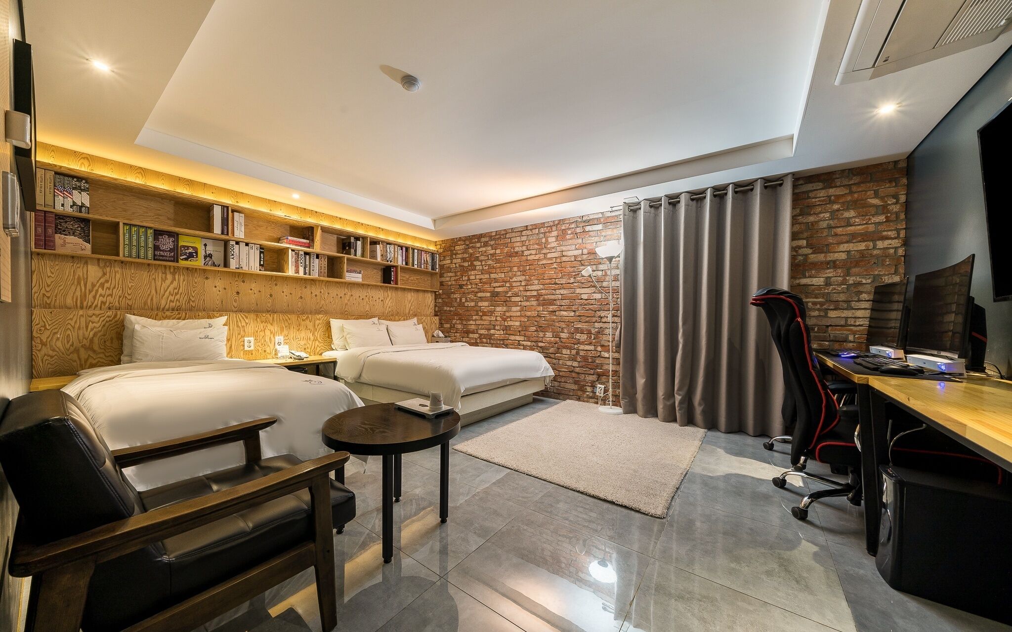Ansan Queens Hotel