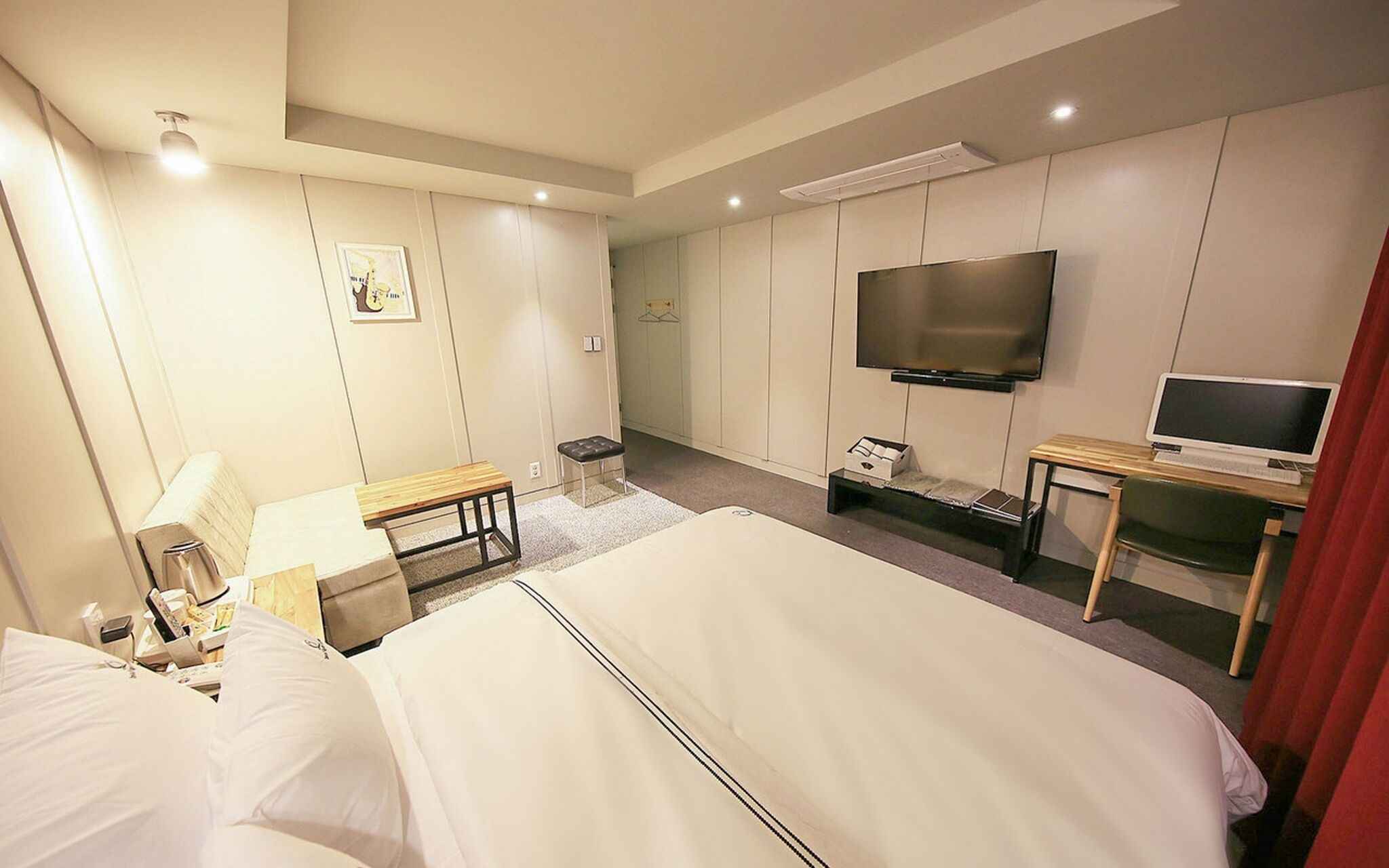 Ansan Queens Hotel