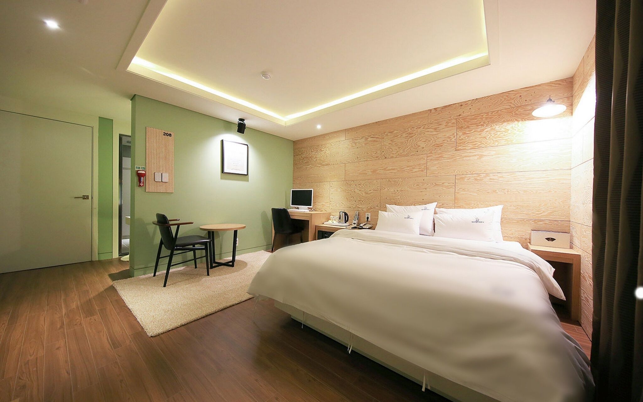 Ansan Queens Hotel