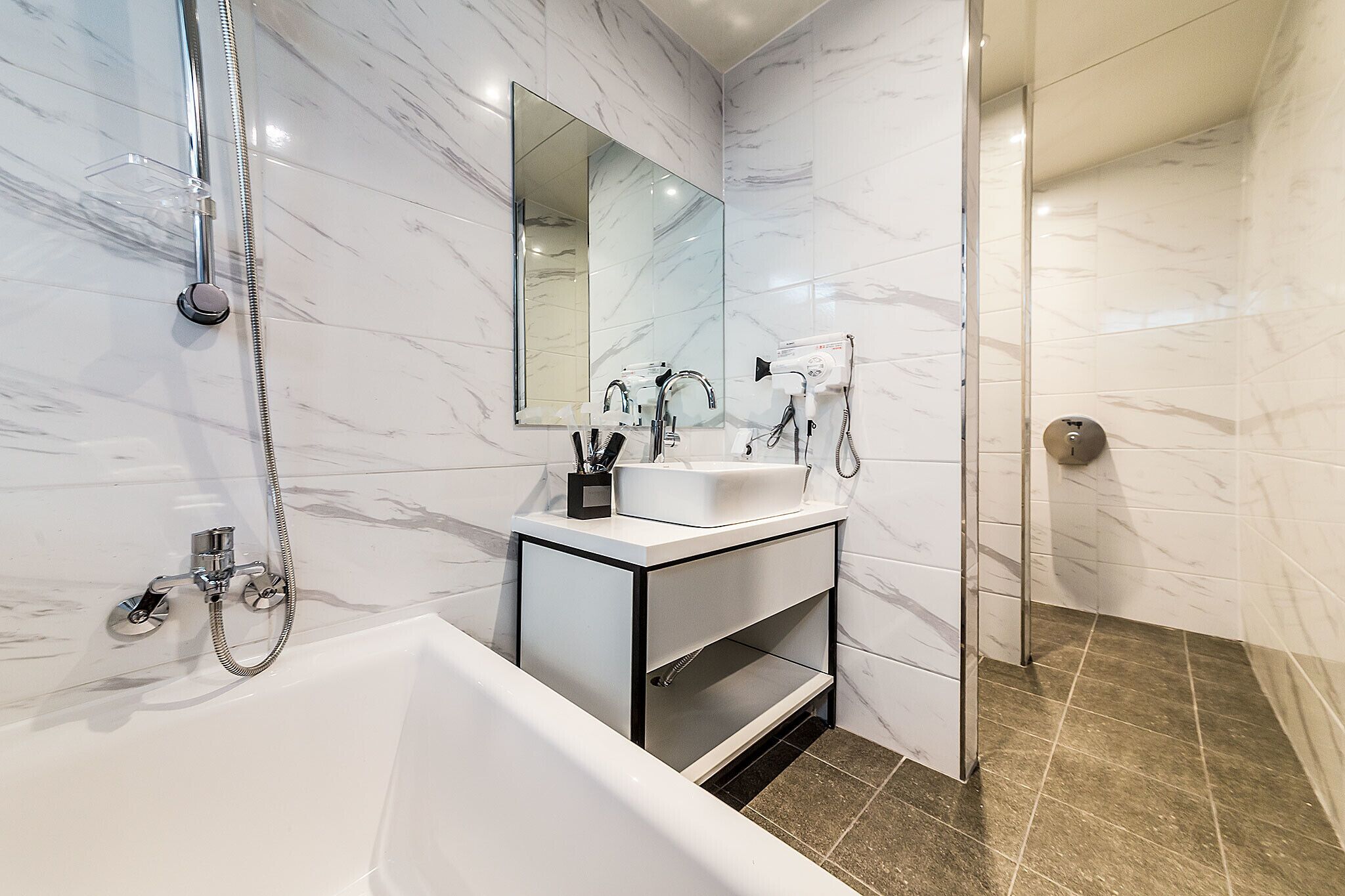 Anshan Hotel Chemie Gab