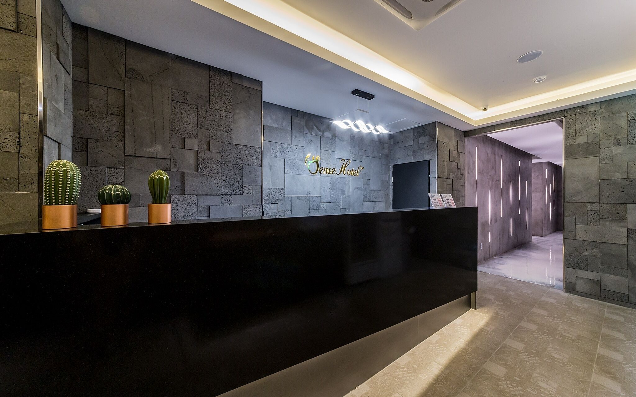 Anshan Hotel Sense