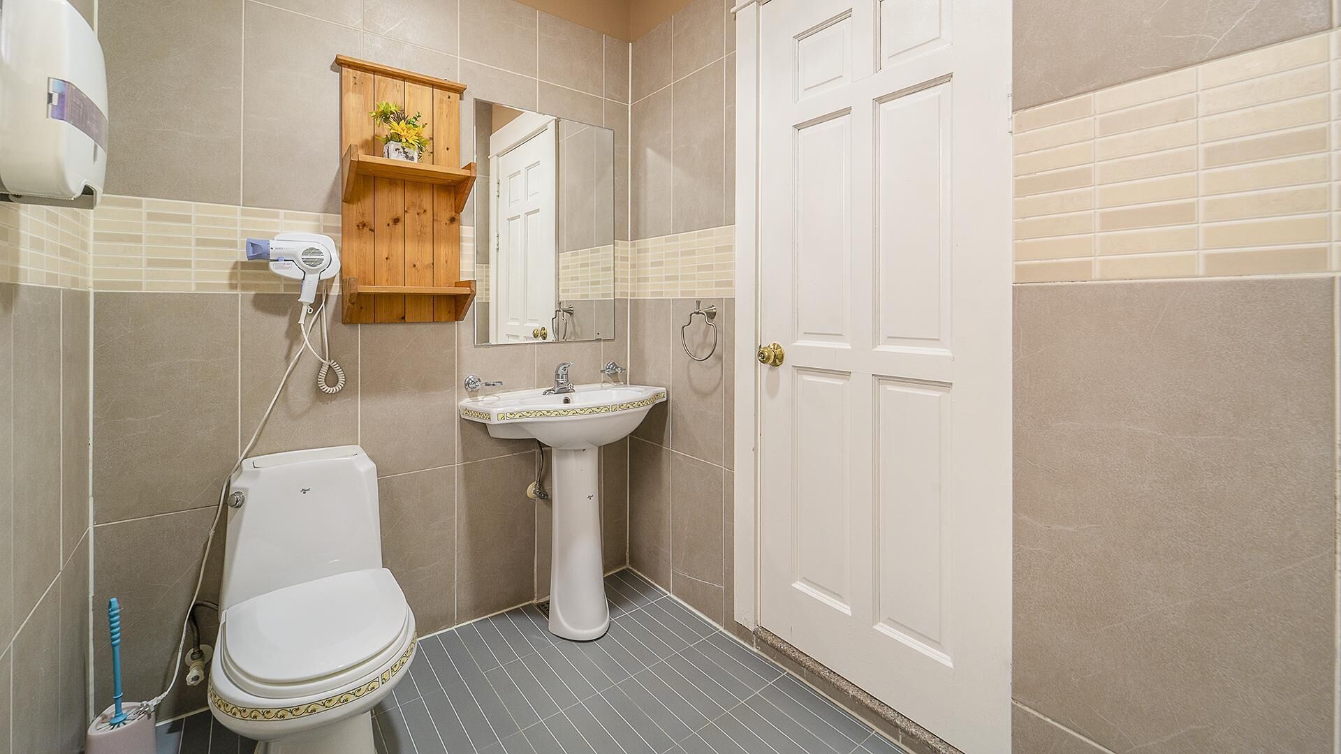 Daebudo Fullhouse Pension