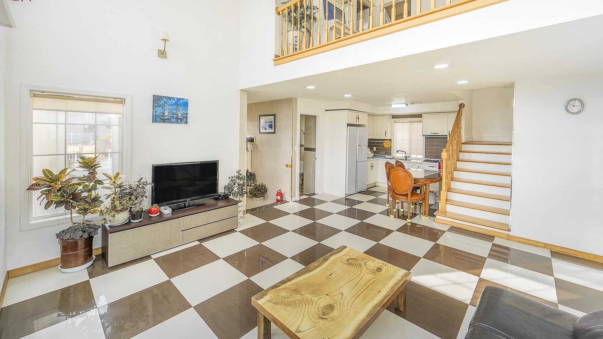 Daebudo Fullhouse Pension