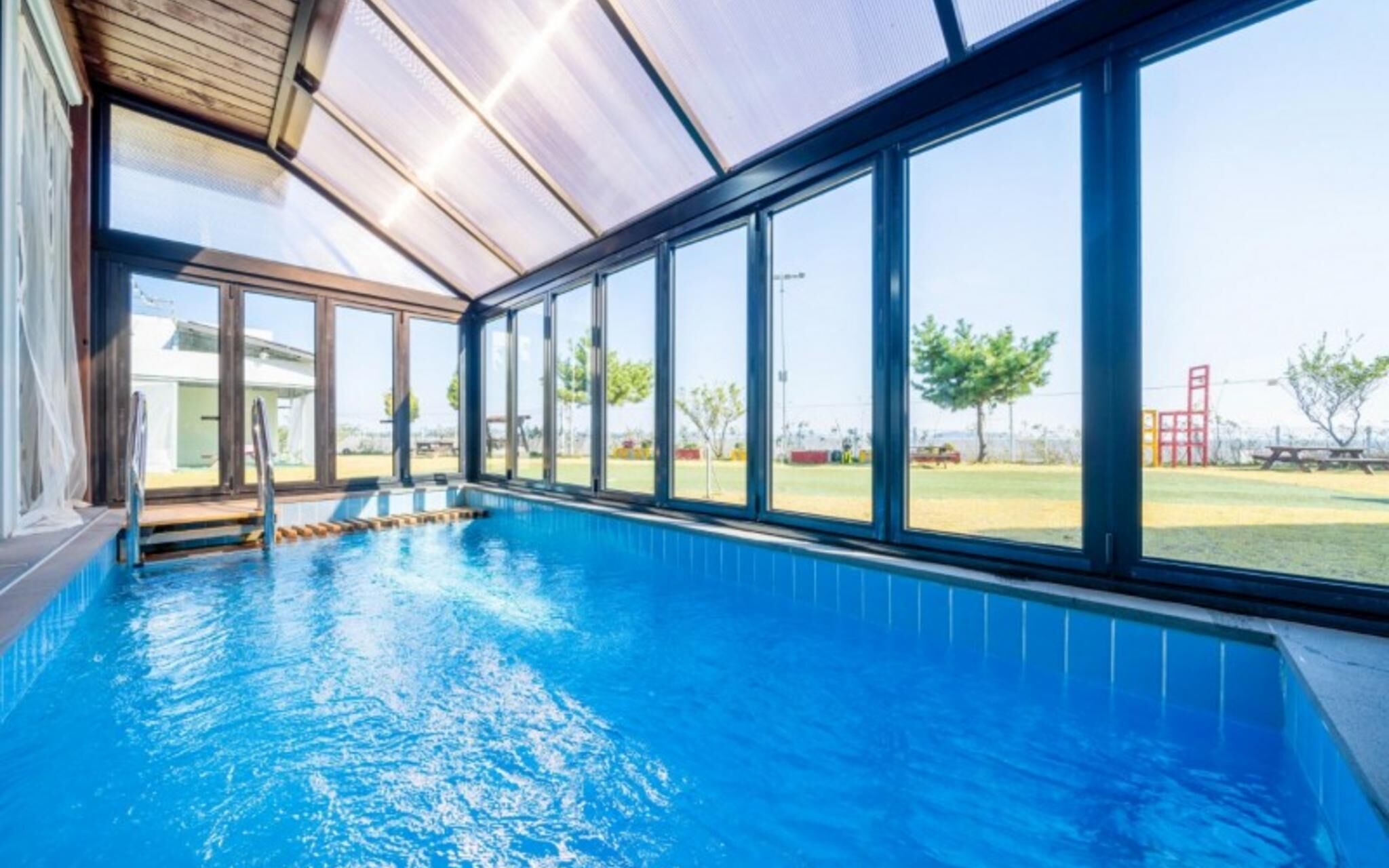 Daebudo Sunshine Kids Pool Villa