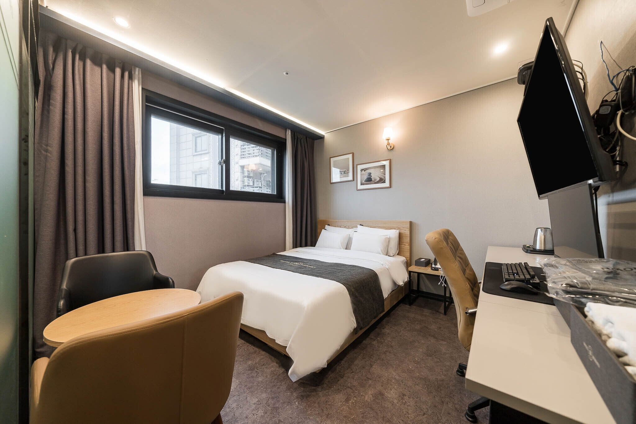 Hermes Hotel