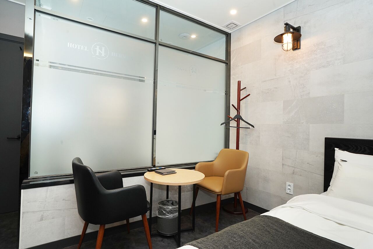 Hermes Hotel