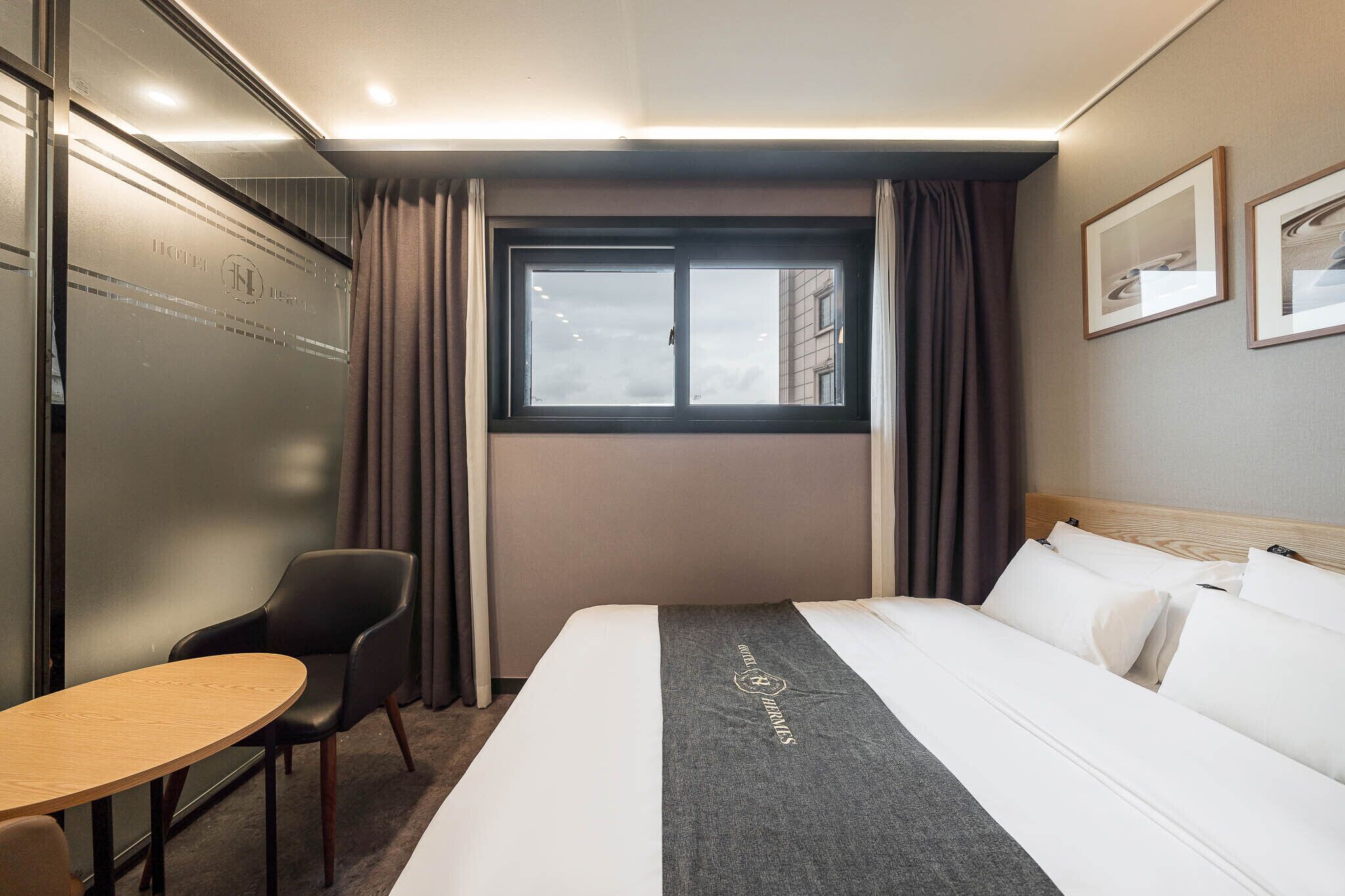 Hermes Hotel