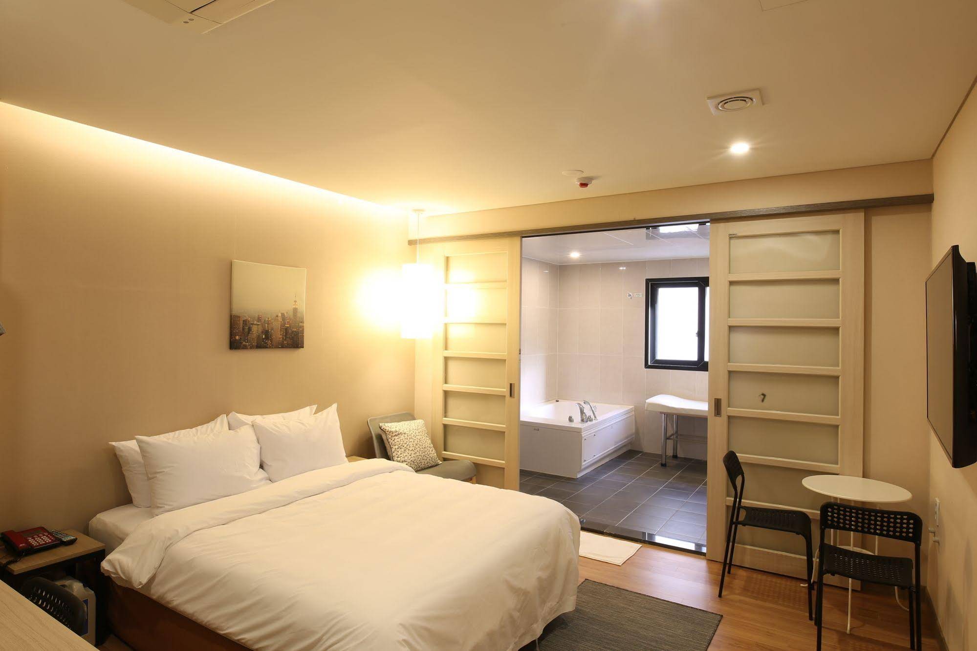Hotel Clover
