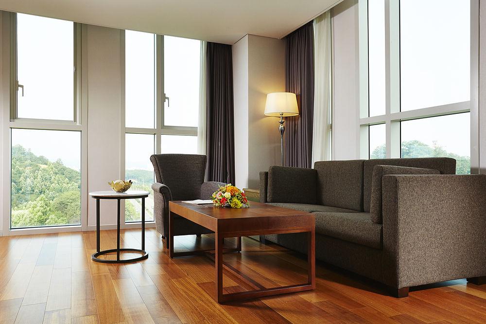 Hotel Square By Savills