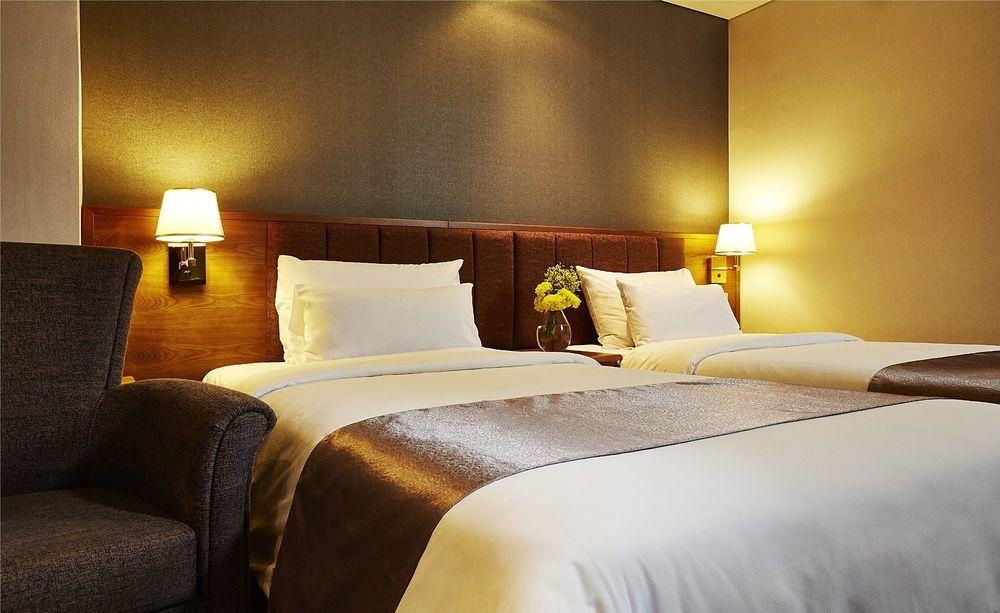 Hotel Square By Savills
