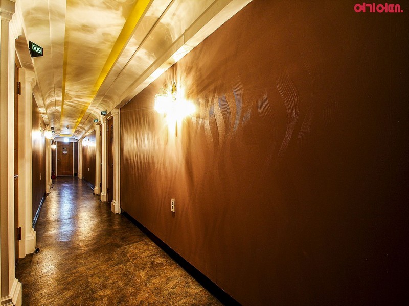 Seven Hotel