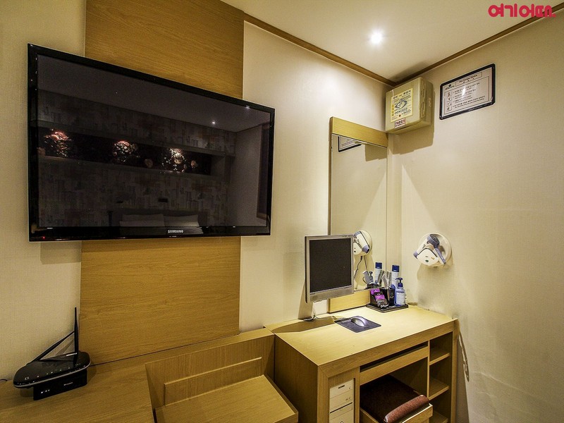 Seven Hotel