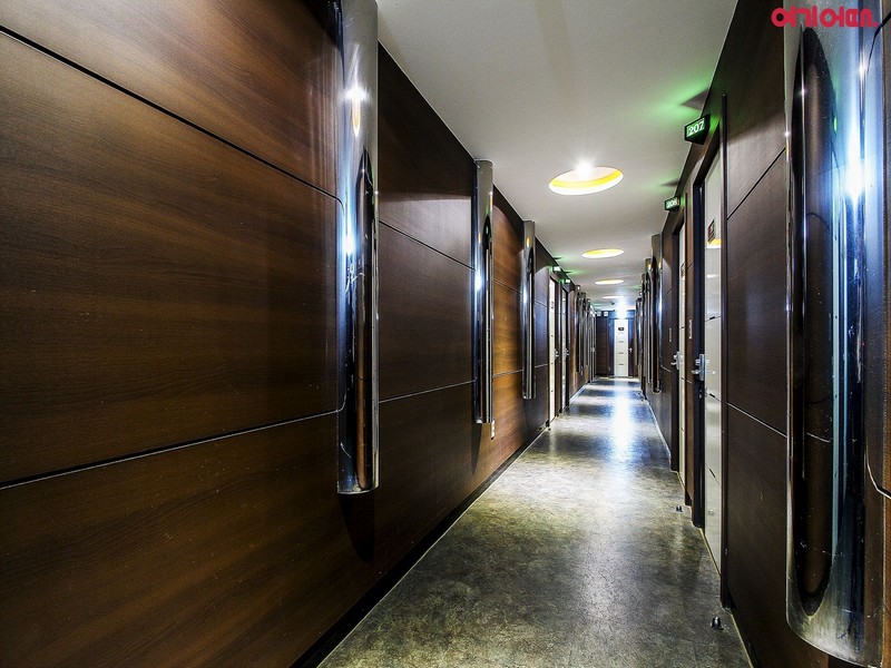 Seven Hotel