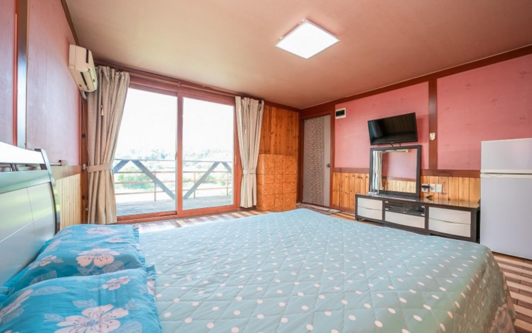 Anseong Lake Pension