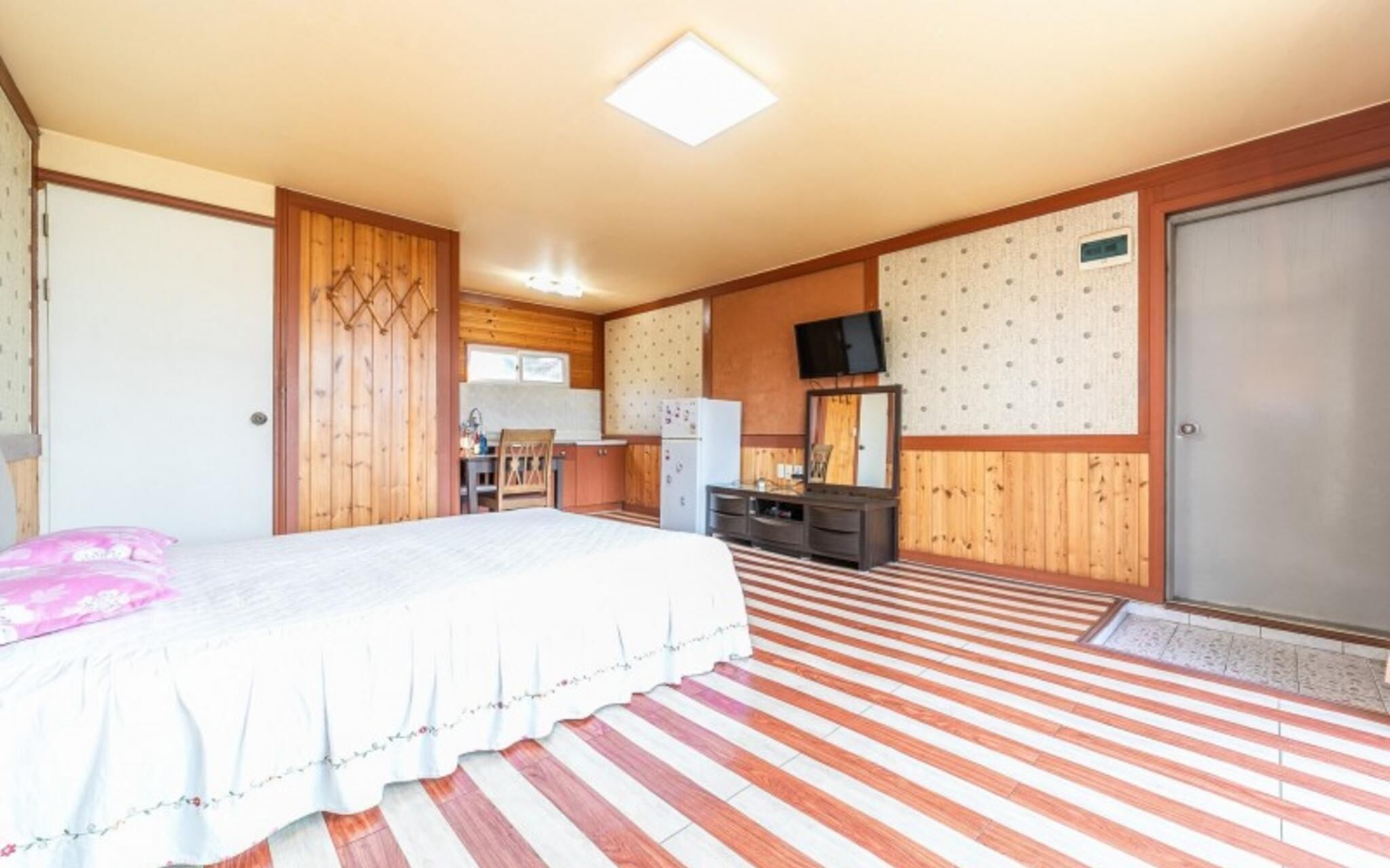 Anseong Lake Pension