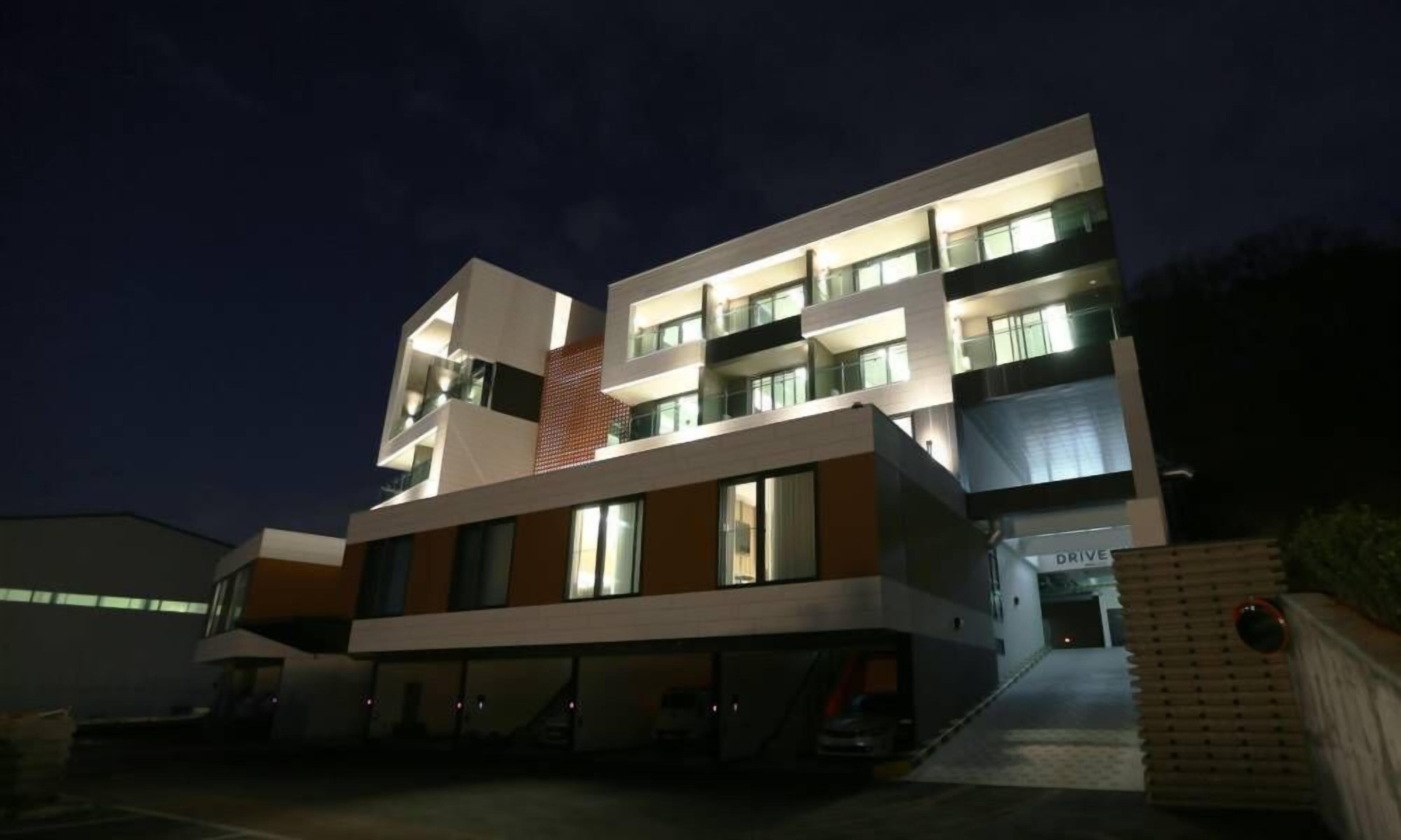 Anseong Nomad Hotel
