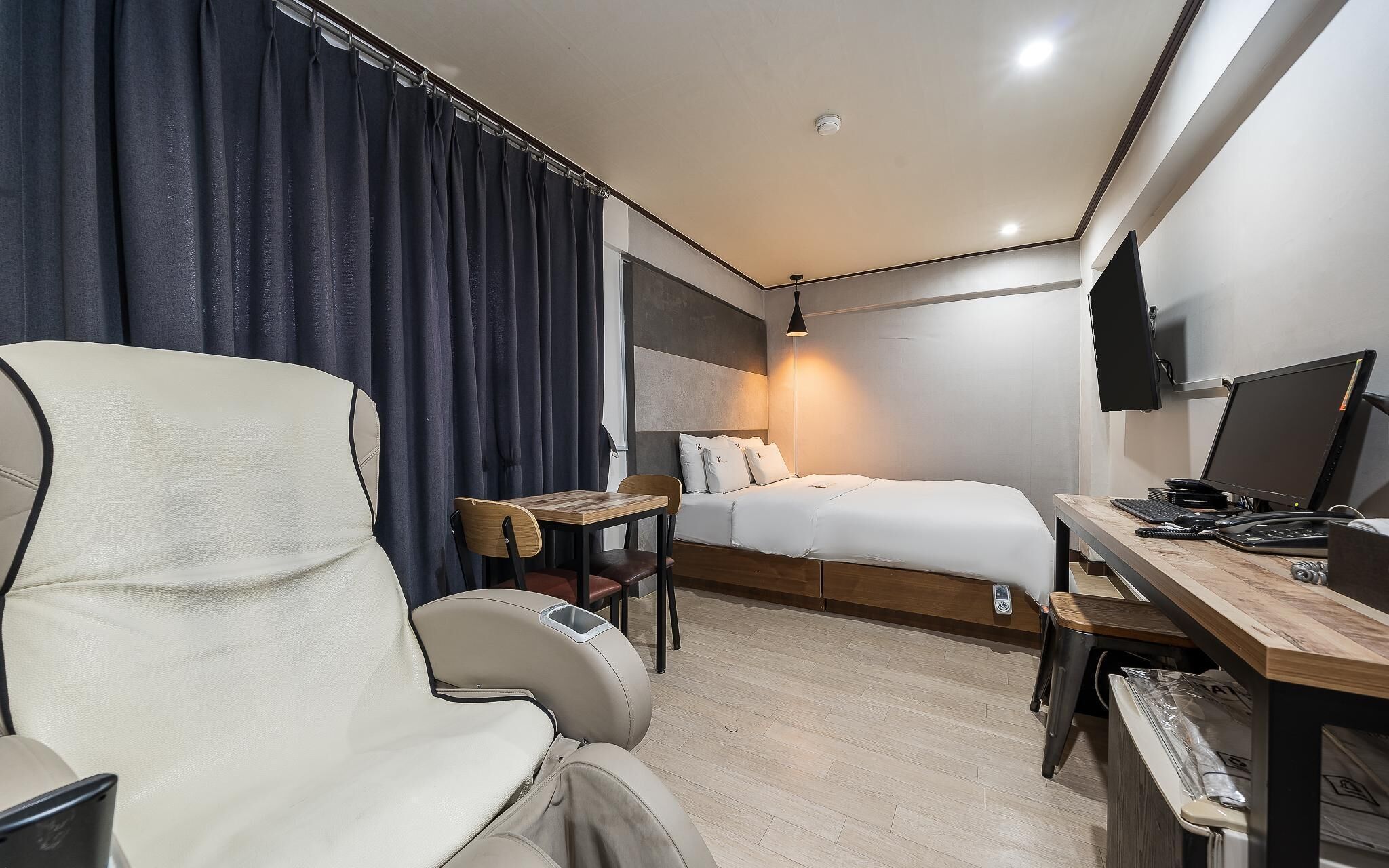 Anyang Donkey Hotel