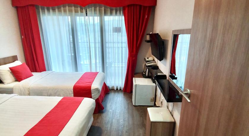 CS Premier Hotel