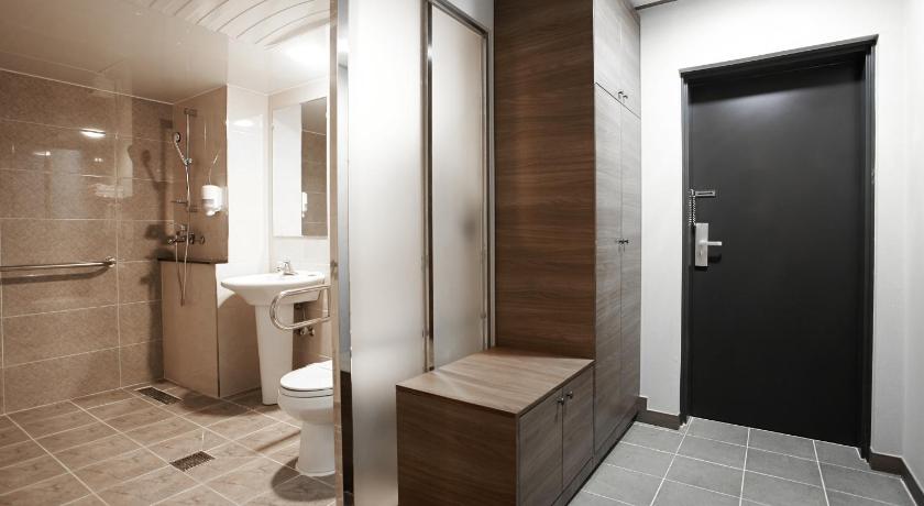 CS Premier Hotel