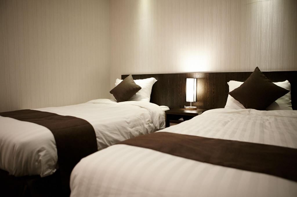 CS Premier Hotel