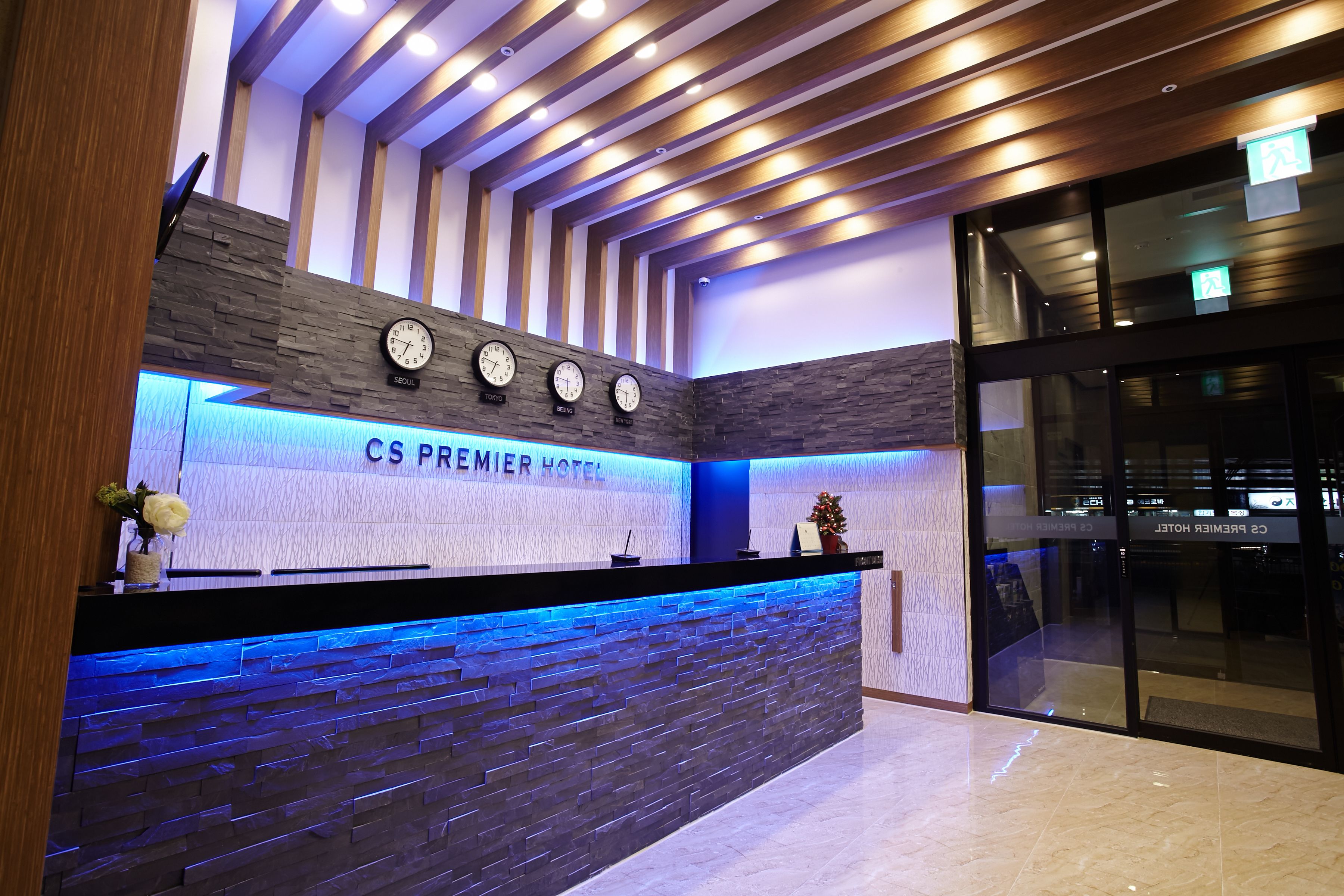 CS Premier Hotel