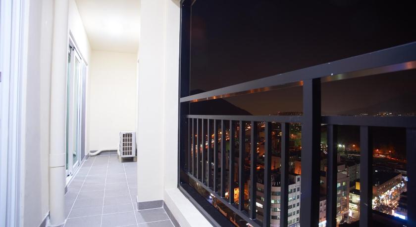 CS Premier Hotel
