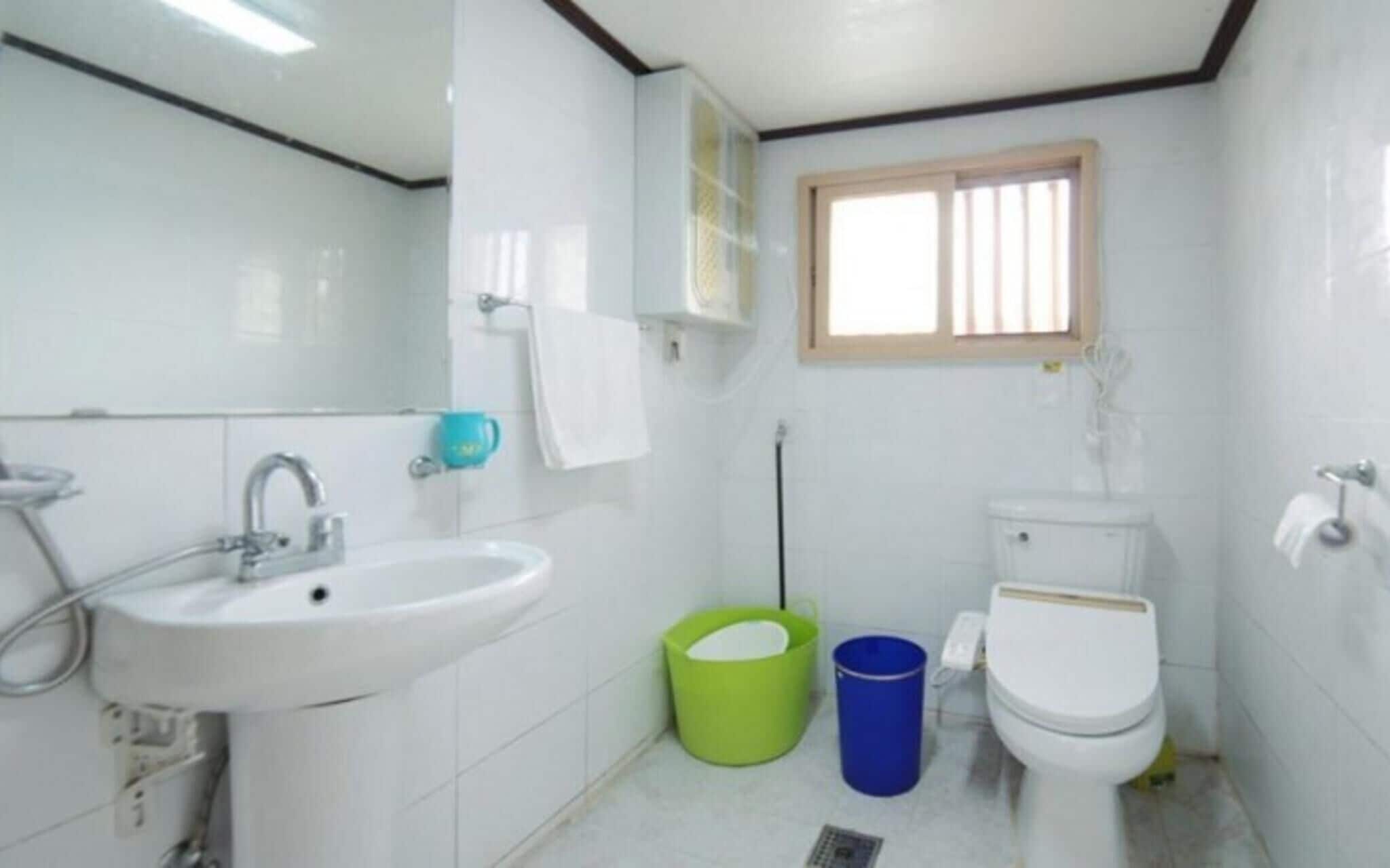 Asan Haseoone Pension