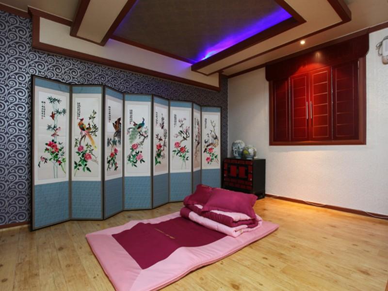 Goodstay Riviera Hotel