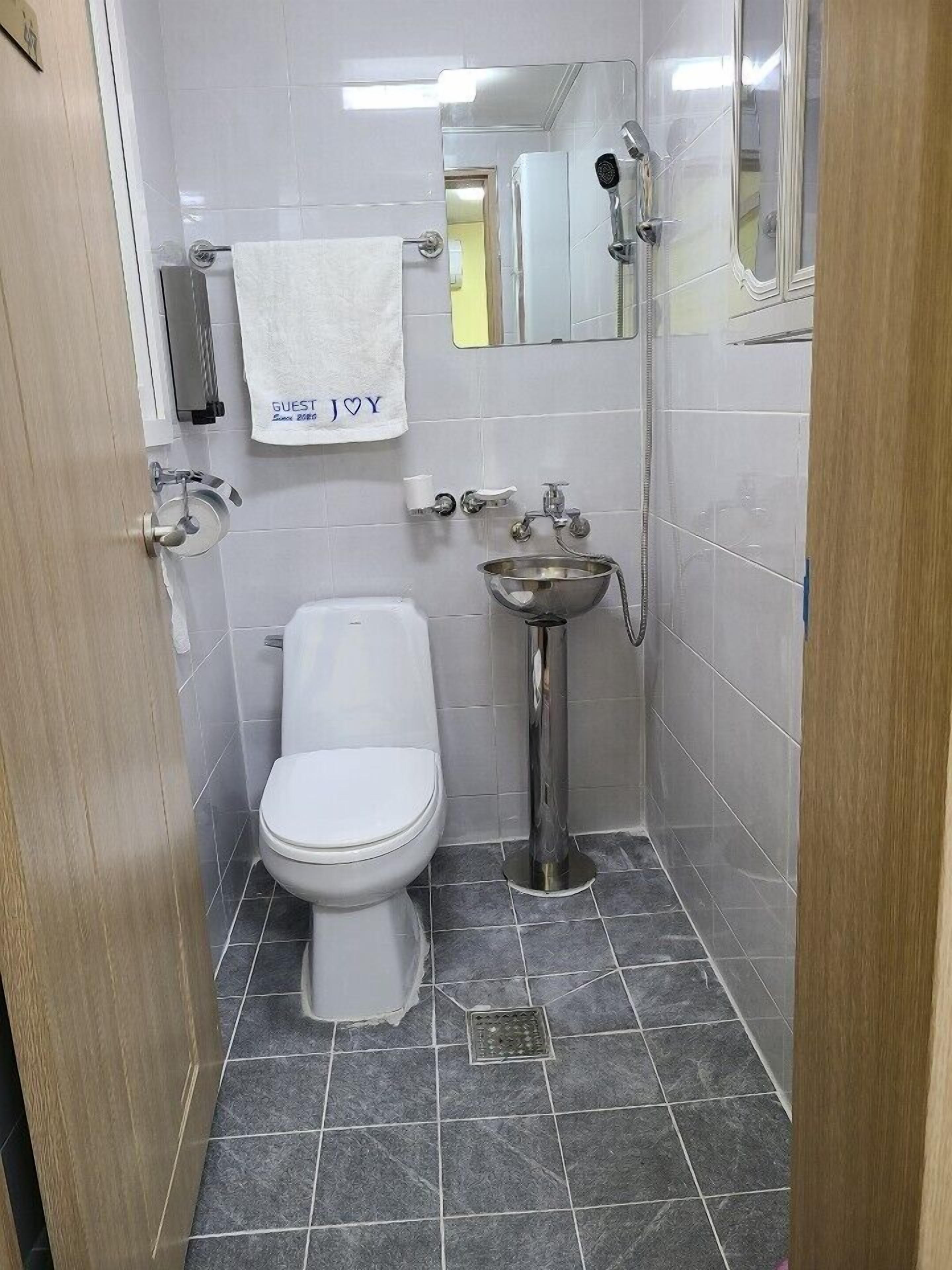 Joy Guesthouse