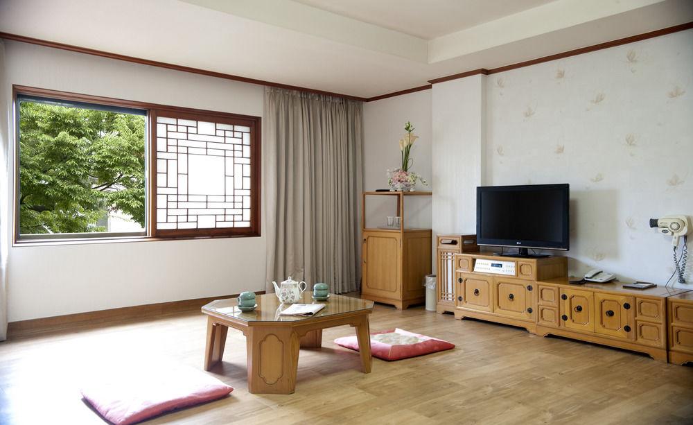 Onyang Hot Spring Hotel