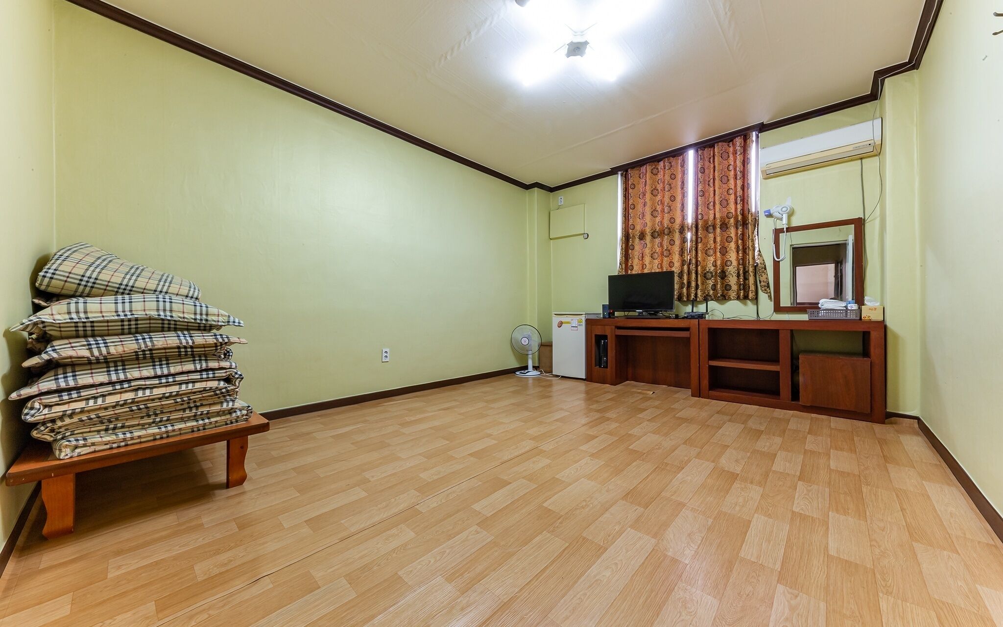 Boeun Green Park Hotel