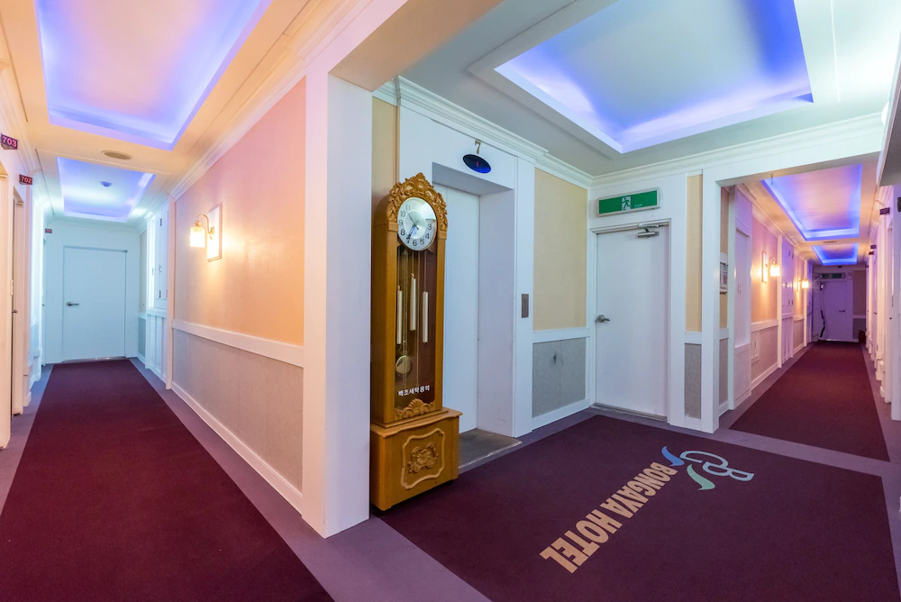 Bongaya Hotel